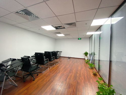 亦莊核心區精裝寫字樓出租 隆盛大族廣場全新辦公空間帶家具，便捷高效