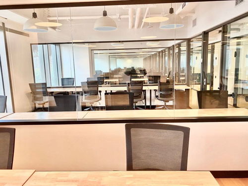 中航資本大廈 望京核心區精裝方正辦公空間，隨時看房，專業托管